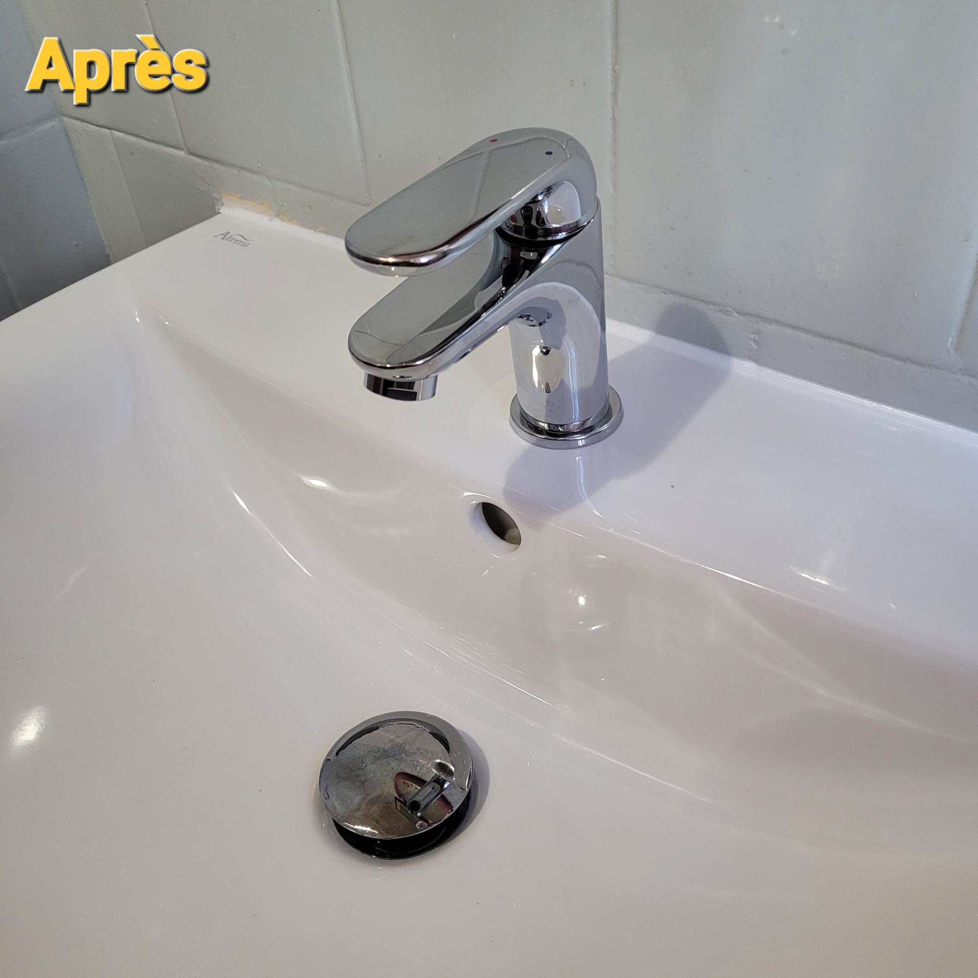 LAVABO MURAL SUSPENDU ALTERNA 4