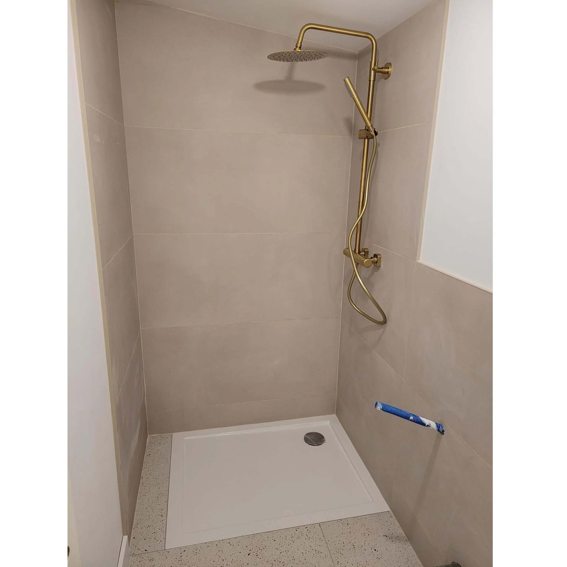 Receveur + colonne de douche